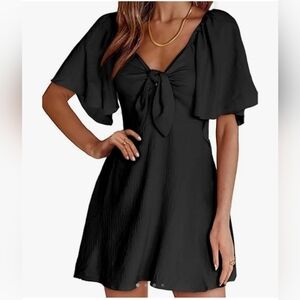 NWT Dokotoo Summer V neck bow tie Mini dress Size S Small